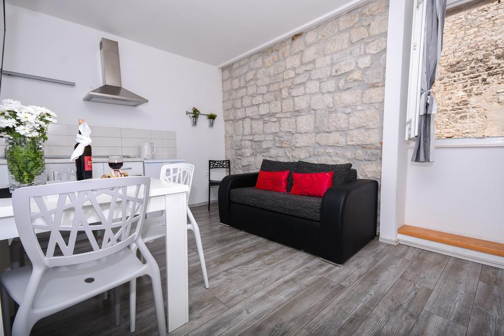Tragos Lemon Tree Apartment Trogir Exterior foto