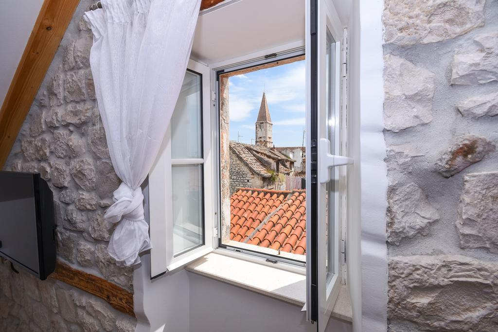 Tragos Lemon Tree Apartment Trogir Exterior foto
