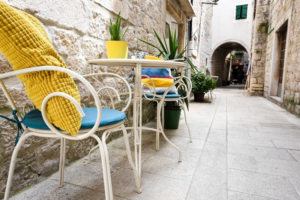 Tragos Lemon Tree Apartment Trogir Exterior foto