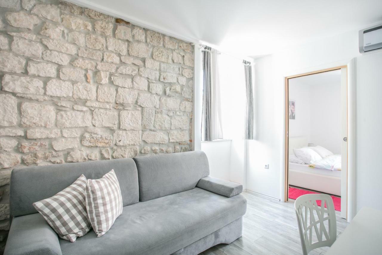 Tragos Lemon Tree Apartment Trogir Exterior foto